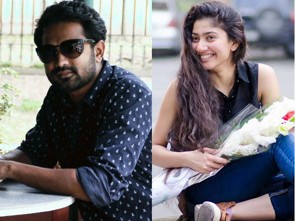 ആസിഫും സംവിധായകനും ചിരിച്ചു കാണൂം