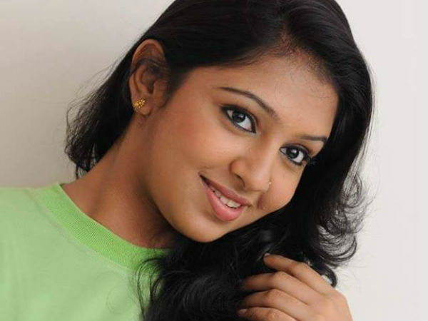 ഹൊറര് അല്ല