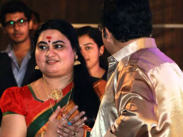 താമസം സായ്കുമാറിനൊപ്പമല്ല