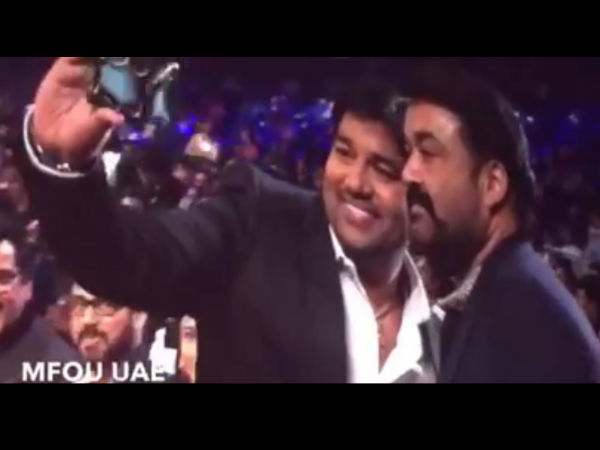 mohanlal-selfie-siima mohanlal-selfie-siima