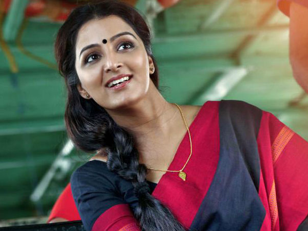 നായിക നിരയില് മഞ്ജു