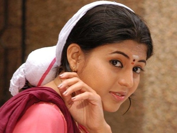 ശ്രദ്ധേയമായ ചിത്രങ്ങള്