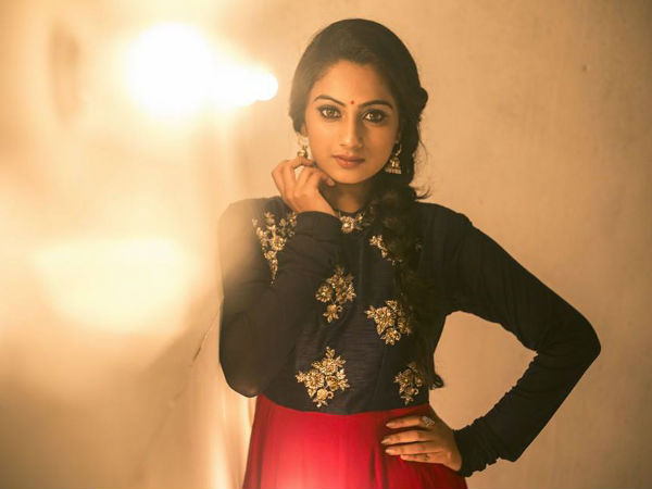 ഡാന്സ് വേഷങ്ങള് തന്നെ