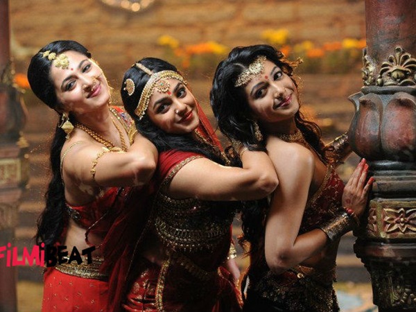 nushka-shetty-nithya-menon- nushka-shetty-nithya-menon-