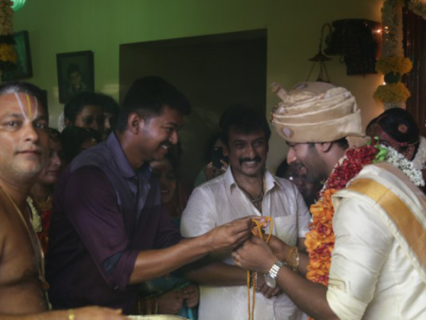 വിജയ് യുടെ സാന്നിധ്യം