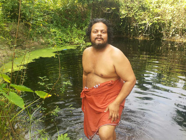 അമ്മ ആള് സംഭവം