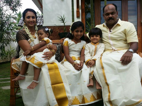 റോഷന് ആന്ഡ്രൂസ്