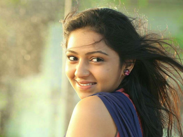 മലയാളത്തില് ലക്കില്ലേ?