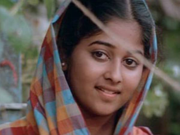 മോനിഷ
