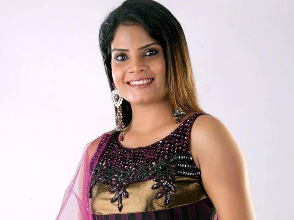 സ്വന്തം അമ്മയേയും സഹോദരിയെയും ചിന്തിക്കാത്തവര്