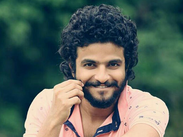 നീരജ് സൂപ്പര്ഹിറ്റ് സിനിമകള്ക്കൊപ്പം