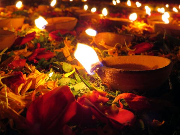 ദീപാവലിയോടനുബന്ധിച്ച്