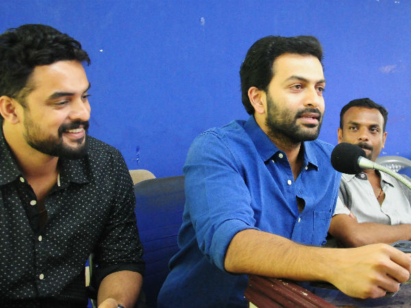 സംവിധായകന് പറയുന്നു