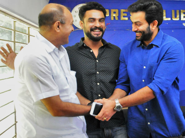 മൊയ്തീനെ കുറിച്ച്