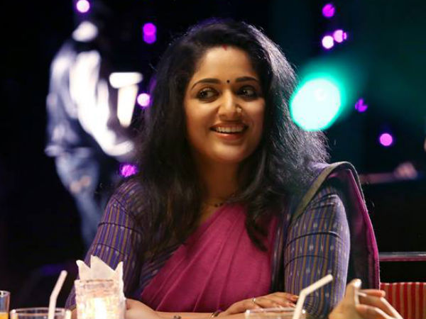 കാവ്യ മാധവന്