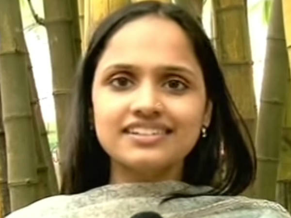 aparna-shabeer aparna-shabeer