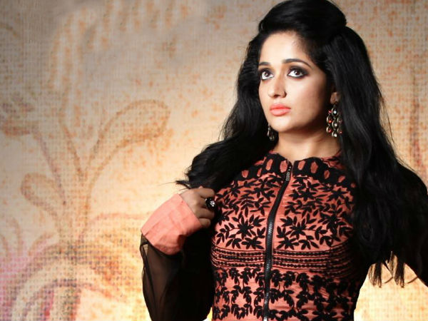 പക്ഷെ പലതും കാണാന് കഴിയാറില്ല