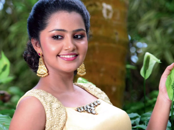 അന്യഭാഷയിലേക്ക്