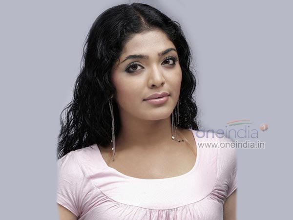 റീമ കല്ലിങ്കല്