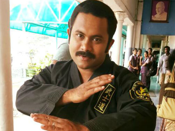 എന്തുകൊണ്ട്