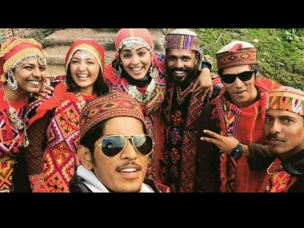 യാത്ര ഒറ്റയ്ക്കല്ലല്ലോ