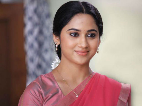 അനൂപ് മേനോനെ കുറിച്ച്