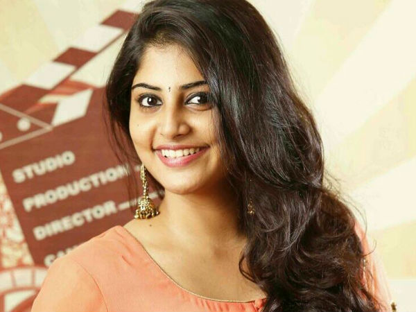 ബാലതാരത്തില് നിന്ന് നായികയിലേക്ക്