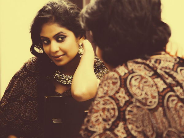 നിവിന് പോളിയ്ക്കൊപ്പം