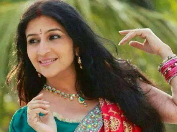 ശ്രീധരന്റെ ഒന്നാം തിരുമുറുവില് അഭിയിക്കുന്നത്