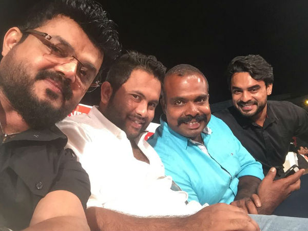 സെല്ഫി ടൈം