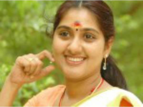 ഈ വേഷങ്ങള് മടുത്തു