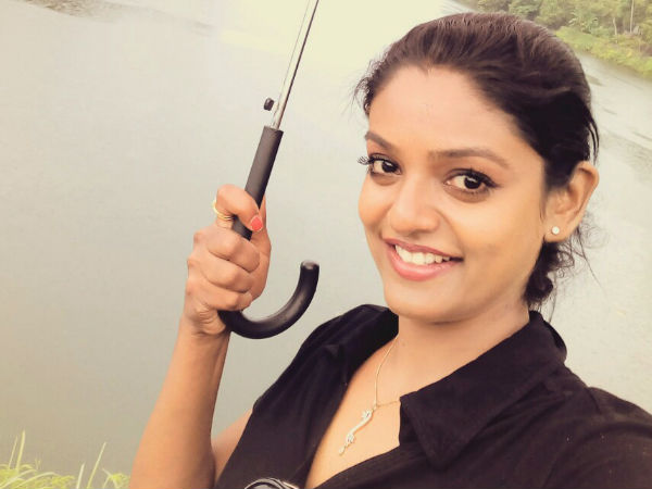 പ്രേക്ഷകരോട്