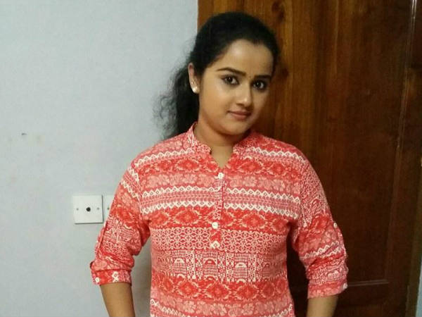 ആല്ബത്തില് നിന്ന് സീരിയലിലേക്ക്