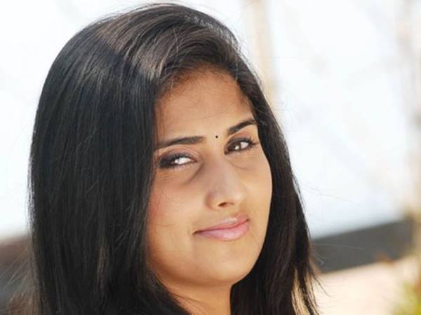 ആയമാര്ക്ക് നിയന്ത്രണം