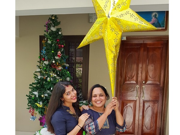 മുക്ത വന്നപ്പോള് എല്ലാം മറന്നു