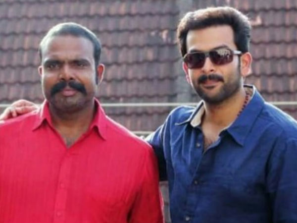 ആരാണ് ഡാര്വിന്