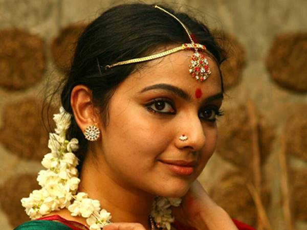 തിരിച്ച് വരും