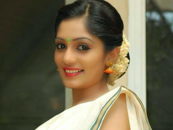 വിശദീകരണം