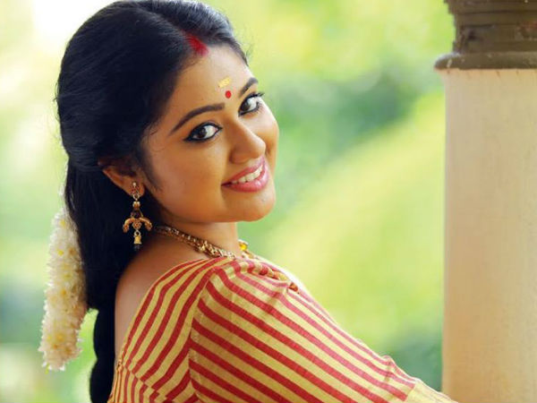 അമൃതയാണോ പ്രശസ്തയാക്കിയത്?