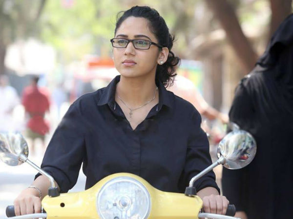 അനാര്ക്കലിയില്