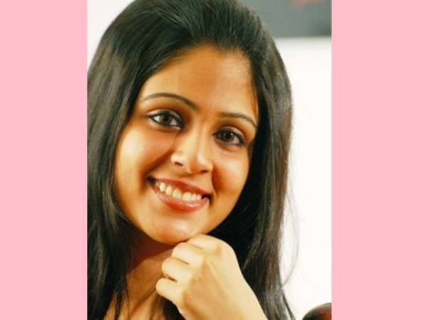മാളവിക വെറൈറ്റിയാണ്