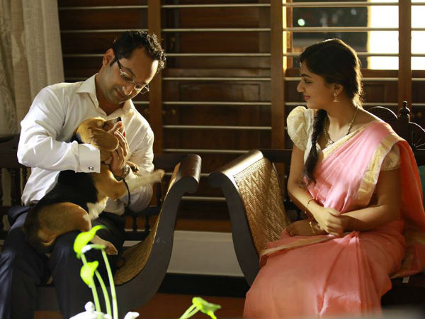അടുക്കരുത് എന്നാവശ്യപ്പെട്ടു