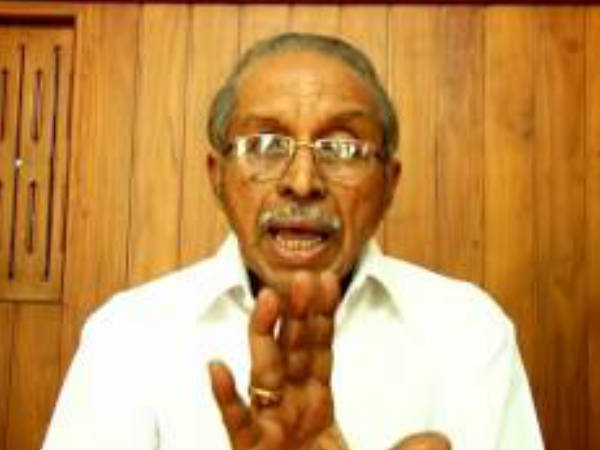 വാതില് പഴുതിലൂടെന് മുന്നില്