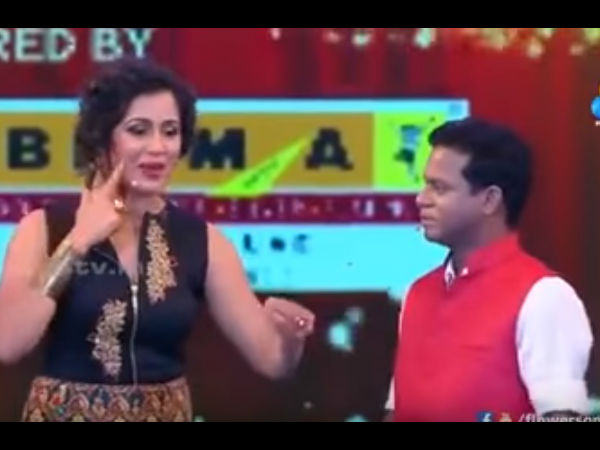 സ്വയം പൊക്കി രഞ്ജിനി