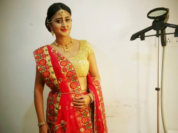 മലയാളത്തിലേക്ക്...