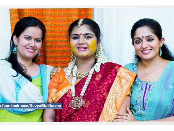 കൂട്ടുകാരിയ്ക്കൊപ്പം