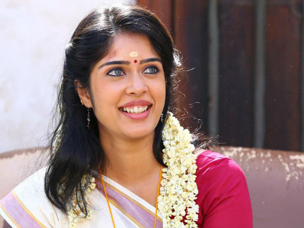 പുതുമുഖ നടി