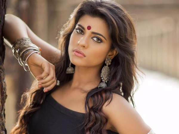 aishwarya-rajesh aishwarya-rajesh