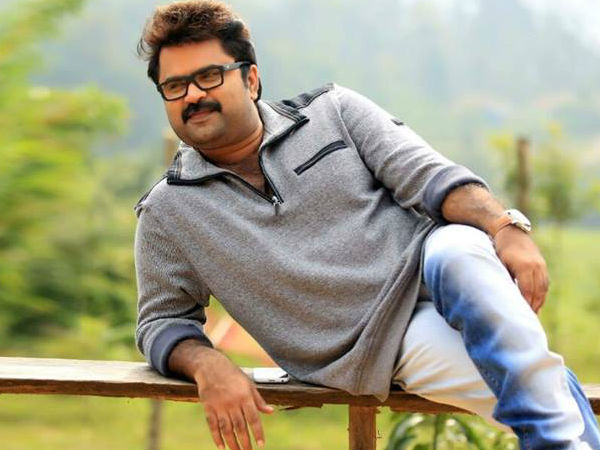 ഇത്തിരി നരയിടണം