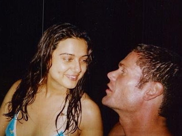 priti-zinta priti-zinta